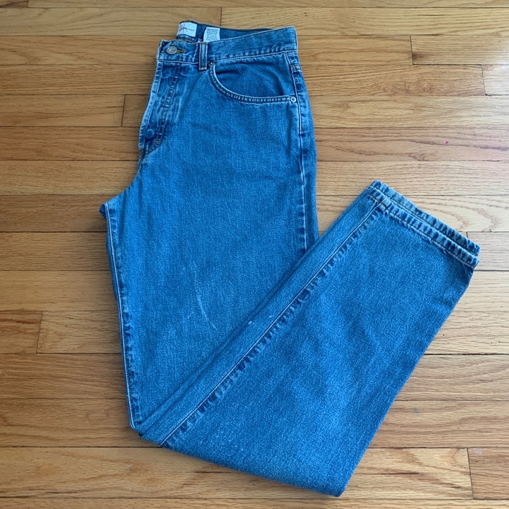 Calvin Klein Straight Leg/Mom Jeans